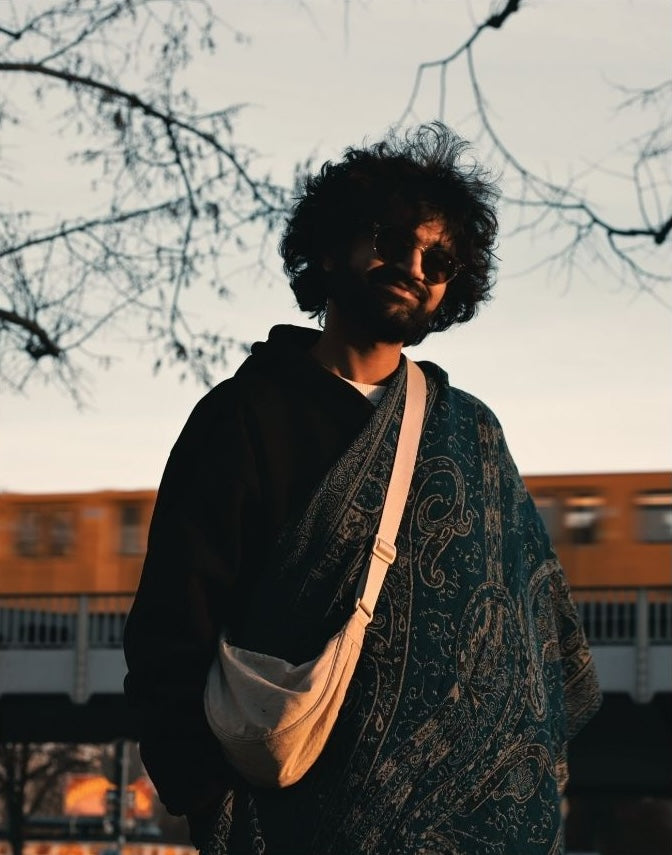 Boiled Wool Scarf – Woven Paisley Design (Teal)