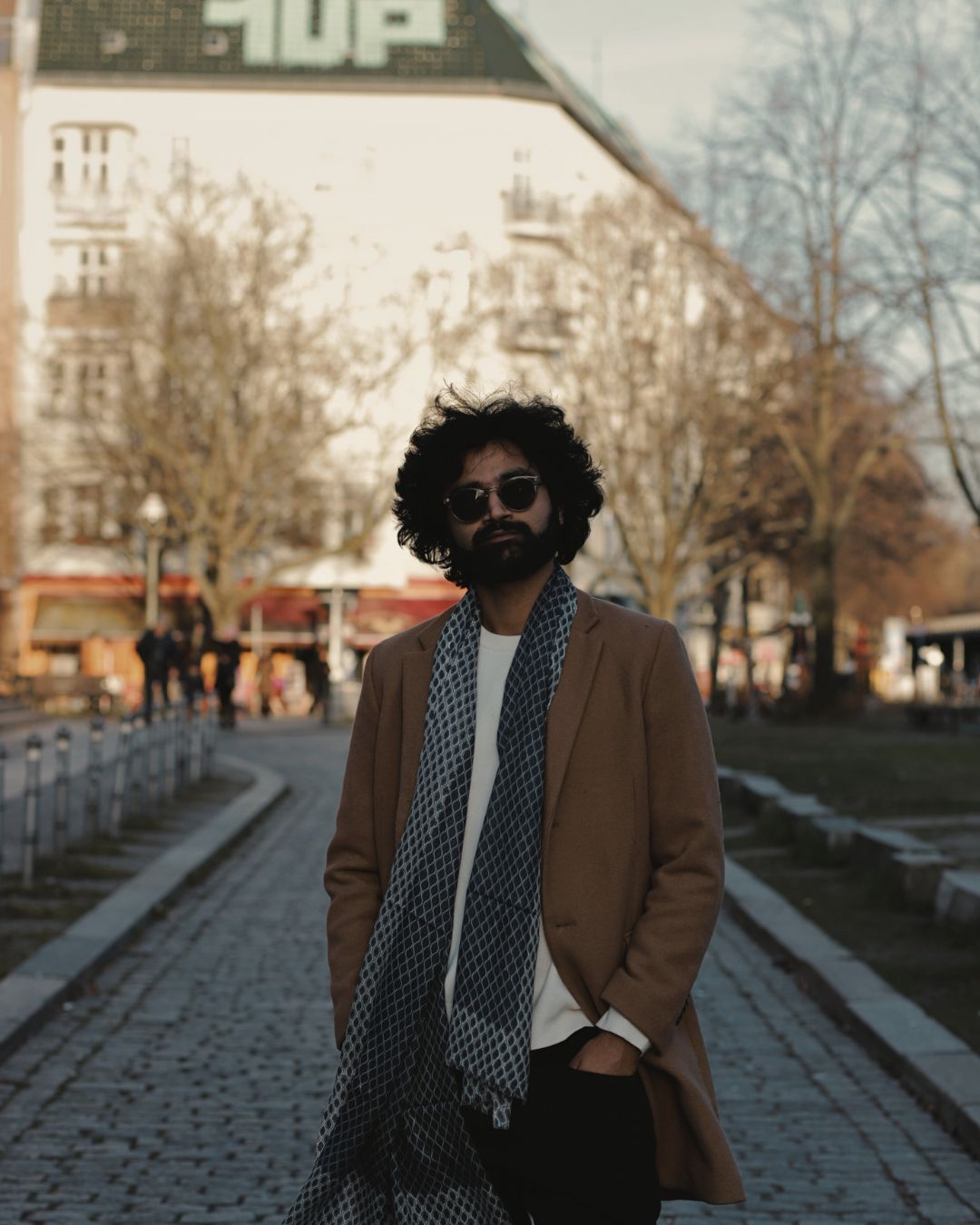 Fine Wool Scarf – Modern Geometric Print (Grey & Navy)